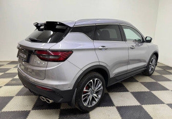 Подержанный автомобиль Geely Coolray 2023 года (5 фото)