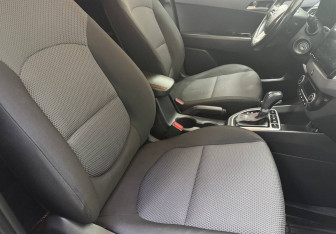 Подержанный автомобиль Hyundai Creta 2018 года (9 фото)