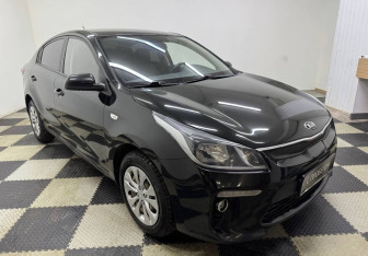 Подержанный автомобиль Kia Rio Sedan 2017 года (3 фото)