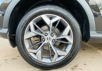 Подержанный автомобиль Haval F7 2022 года (12 фото)