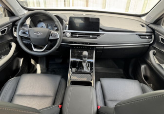 Подержанный автомобиль Chery Tiggo 4 2025 года (9 фото)