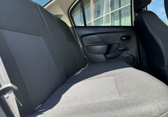 Подержанный автомобиль Renault Logan Sedan 2018 года (11 фото)