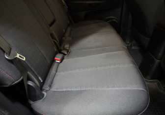 Подержанный автомобиль Kia Venga 2016 года (11 фото)