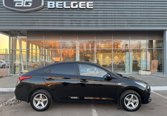 Подержанный автомобиль Hyundai Solaris Sedan 2018 года (4 фото)