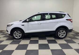 Подержанный автомобиль Ford Kuga 2018 года (8 фото)