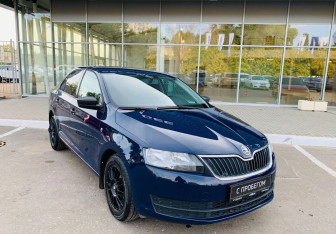 Подержанный автомобиль Skoda Rapid Liftback 2016 года (3 фото)