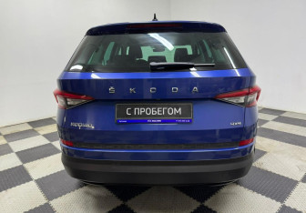 Подержанный автомобиль Skoda Kodiaq 2019 года (6 фото)