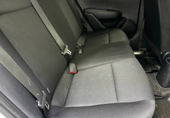 Подержанный автомобиль Kia Rio Hatchback 2021 года (11 фото)