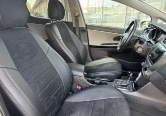 Подержанный автомобиль Kia Ceed Hatchback 2015 года (10 фото)