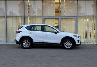 Подержанный автомобиль Mazda CX-5 2016 года (4 фото)