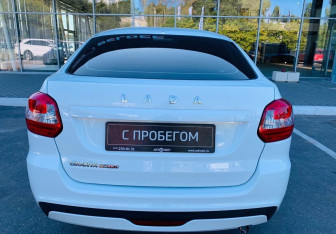 Подержанный автомобиль LADA (ВАЗ) Granta Hatchback 2022 года (6 фото)