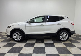 Подержанный автомобиль Nissan Qashqai 2018 года (8 фото)