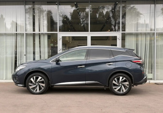 Подержанный автомобиль Nissan Murano Suv 2018 года (8 фото)