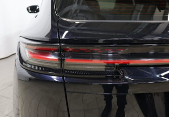 Подержанный автомобиль Changan UNI-K 2023 года (24 фото)