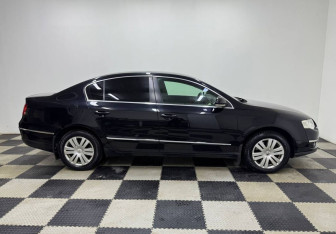 Подержанный автомобиль Volkswagen Passat Sedan 2008 года (4 фото)