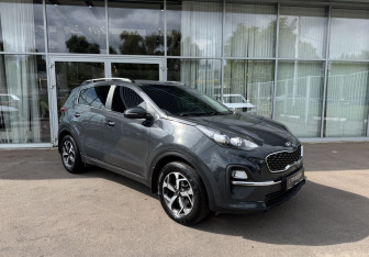 Подержанный автомобиль Kia Sportage 2021 года (3 фото)