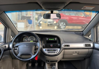 Подержанный автомобиль Chevrolet Rezzo 2008 года (9 фото)