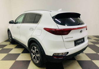 Подержанный автомобиль Kia Sportage 2019 года (7 фото)