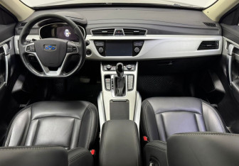 Подержанный автомобиль Geely Atlas 2019 года (10 фото)