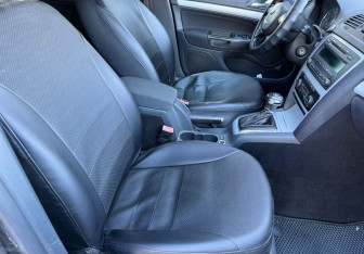 Подержанный автомобиль Skoda Octavia Liftback 2011 года (9 фото)