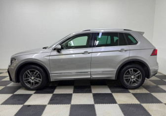 Подержанный автомобиль Volkswagen Tiguan 2018 года (8 фото)