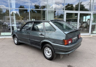 Подержанный автомобиль LADA (ВАЗ) 2114 2010 года (7 фото)