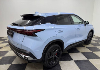 Подержанный автомобиль Omoda C5 2023 года (5 фото)