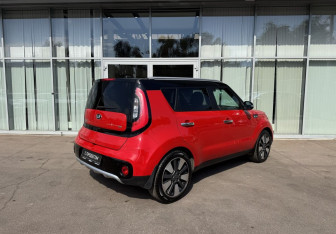 Подержанный автомобиль Kia Soul 2017 года (5 фото)