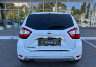 Подержанный автомобиль Nissan Terrano 2020 года (5 фото)