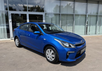 Подержанный автомобиль Kia Rio Sedan 2018 года (3 фото)