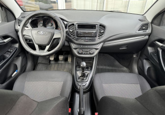 Подержанный автомобиль LADA (ВАЗ) Vesta Sedan 2018 года (9 фото)