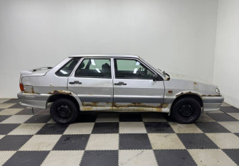 Подержанный автомобиль LADA (ВАЗ) 2115 2007 года (4 фото)