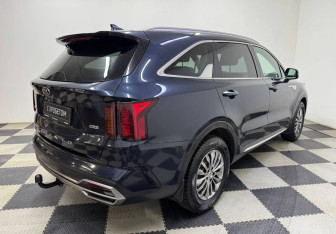 Подержанный автомобиль Kia Sorento 2020 года (5 фото)