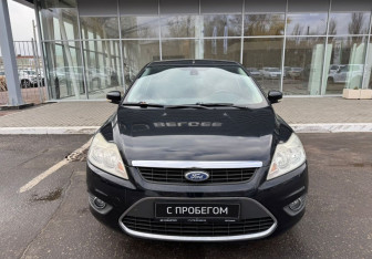 Подержанный автомобиль Ford Focus Hatchback 2008 года (2 фото)