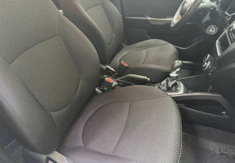 Подержанный автомобиль Kia Rio Sedan 2014 года (9 фото)