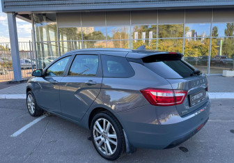 Подержанный автомобиль LADA (ВАЗ) Vesta Wagon 2021 года (7 фото)