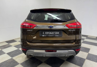 Подержанный автомобиль Geely Atlas 2019 года (6 фото)