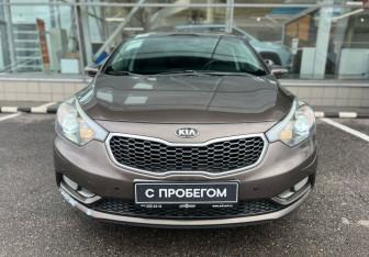 Подержанный автомобиль Kia Cerato Sedan 2014 года (2 фото)