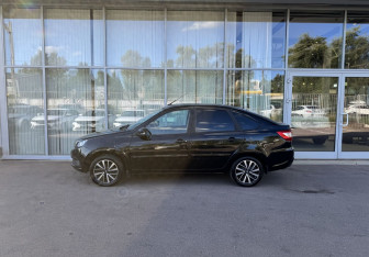 Подержанный автомобиль LADA (ВАЗ) Granta Liftback 2023 года (8 фото)