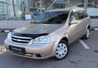 Подержанный автомобиль Chevrolet Lacetti Wagon 2006 года (1 фото)