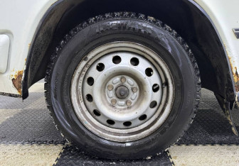 Подержанный автомобиль ГАЗ 3110 «Волга» Sedan 1997 года (12 фото)