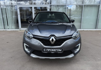 Подержанный автомобиль Renault Kaptur 2016 года (2 фото)