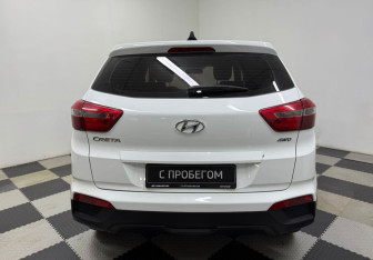 Подержанный автомобиль Hyundai Creta 2017 года (6 фото)