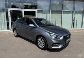 Подержанный автомобиль Hyundai Solaris Sedan 2019 года (3 фото)