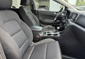 Подержанный автомобиль Kia Sportage 2017 года (10 фото)