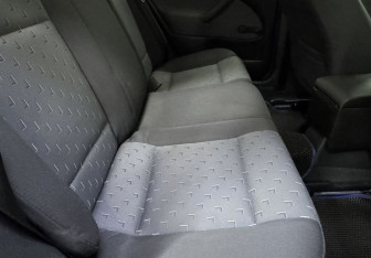 Подержанный автомобиль Skoda Octavia Liftback 2006 года (11 фото)