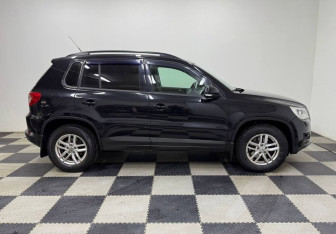Подержанный автомобиль Volkswagen Tiguan 2009 года (4 фото)