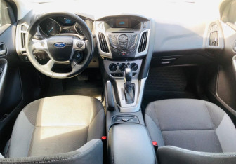 Подержанный автомобиль Ford Focus Hatchback 2014 года (10 фото)