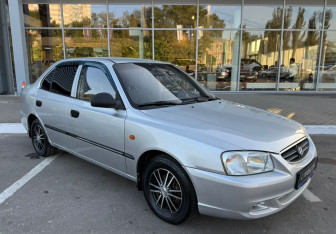 Подержанный автомобиль Hyundai Accent Sedan 2006 года (3 фото)
