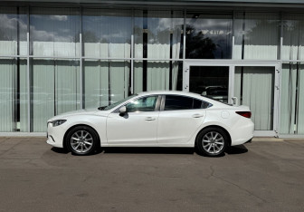 Подержанный автомобиль Mazda 6 Sedan 2015 года (8 фото)